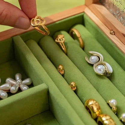 Boite_a_Bijoux_en_Bois_et_verre_2