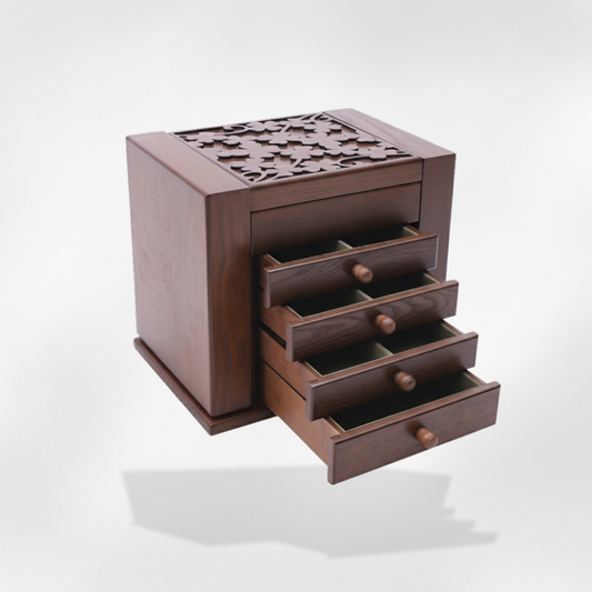 Boîte à Bijoux en Bois Sculpté